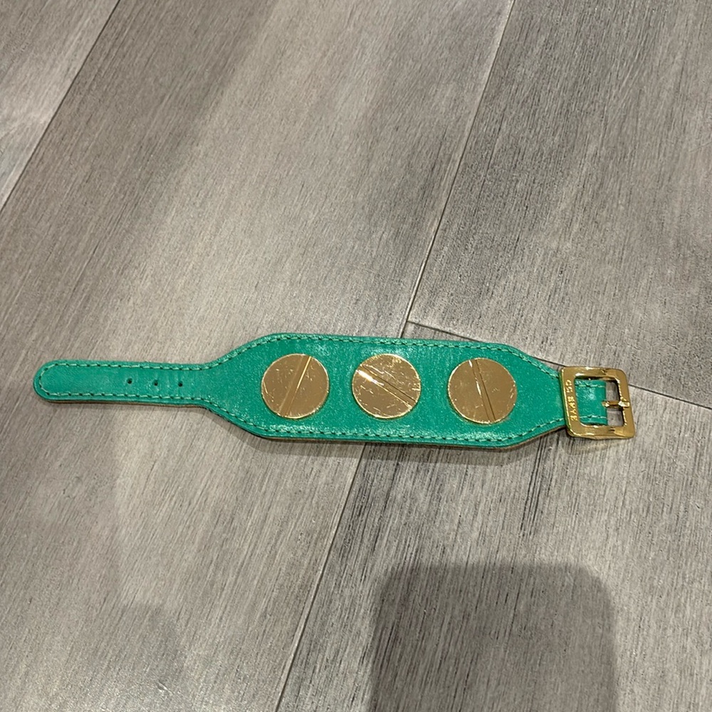 CC Skye leather bracelet. Never won. Like new.